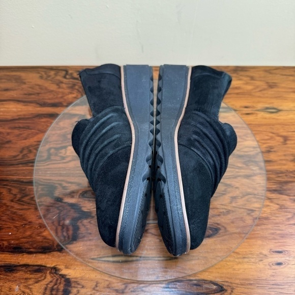 Clarks Collection Slip-On Loafers - Sharon Villa in black suede - Picture 13 of 16